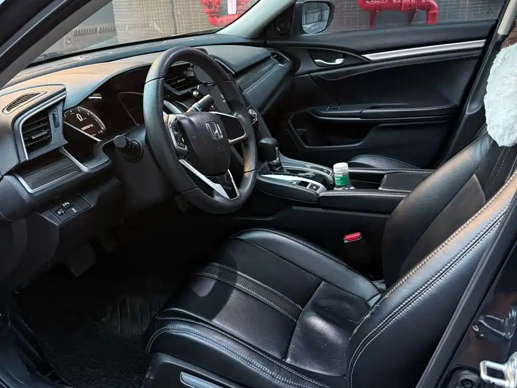 Honda Civic — миниатюра 7