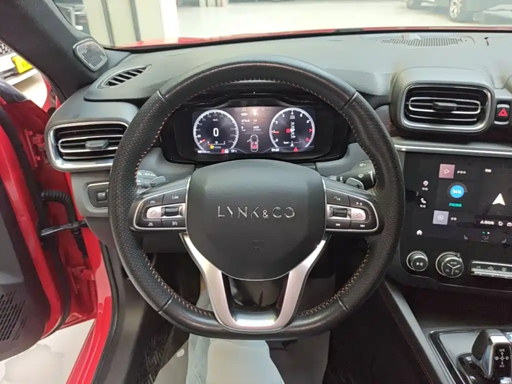 Lynk & Co 03 — миниатюра 11