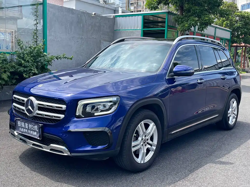 Купить Mercedes-Benz GLB