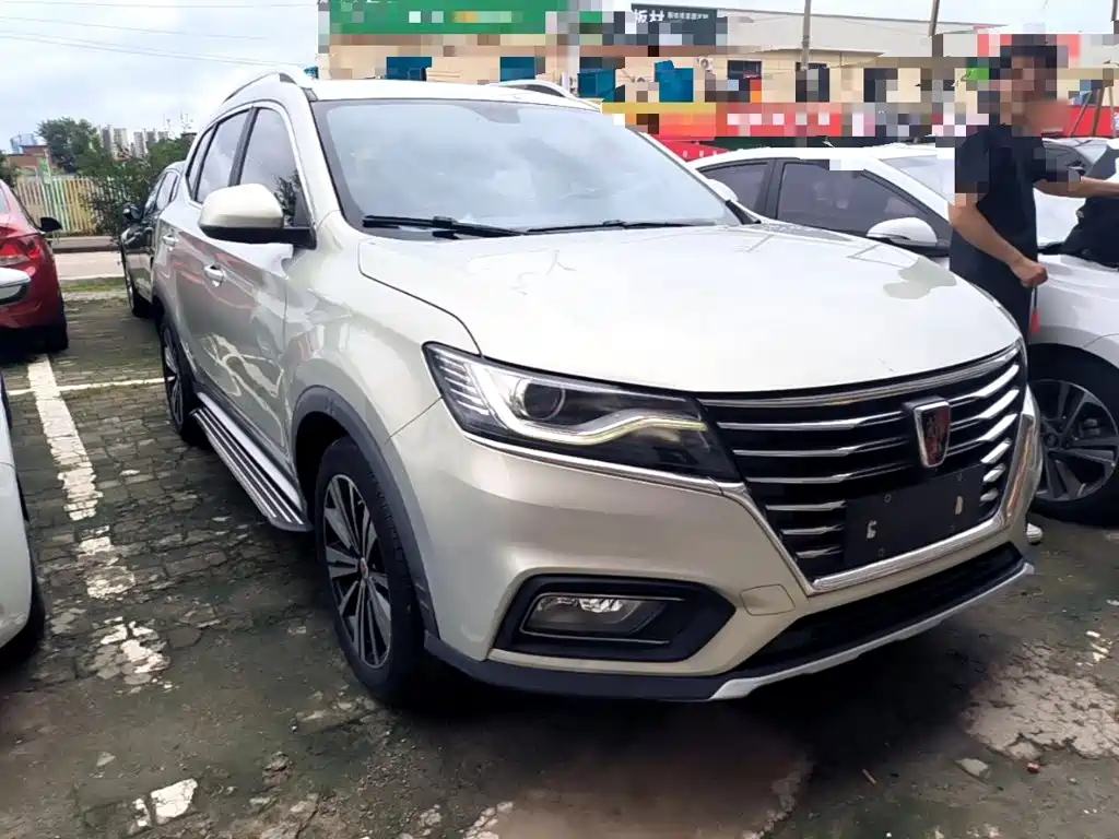 Roewe RX5 — миниатюра 4