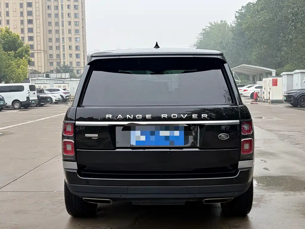Land Rover Range Rover — миниатюра 13