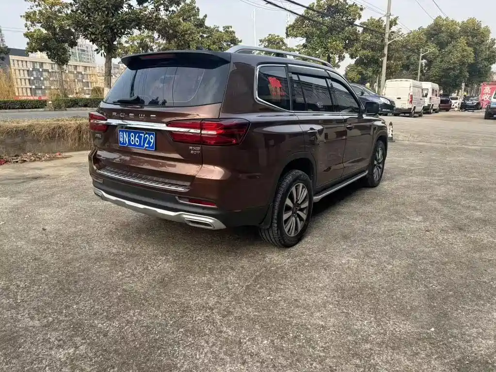 Roewe RX8 — миниатюра 4