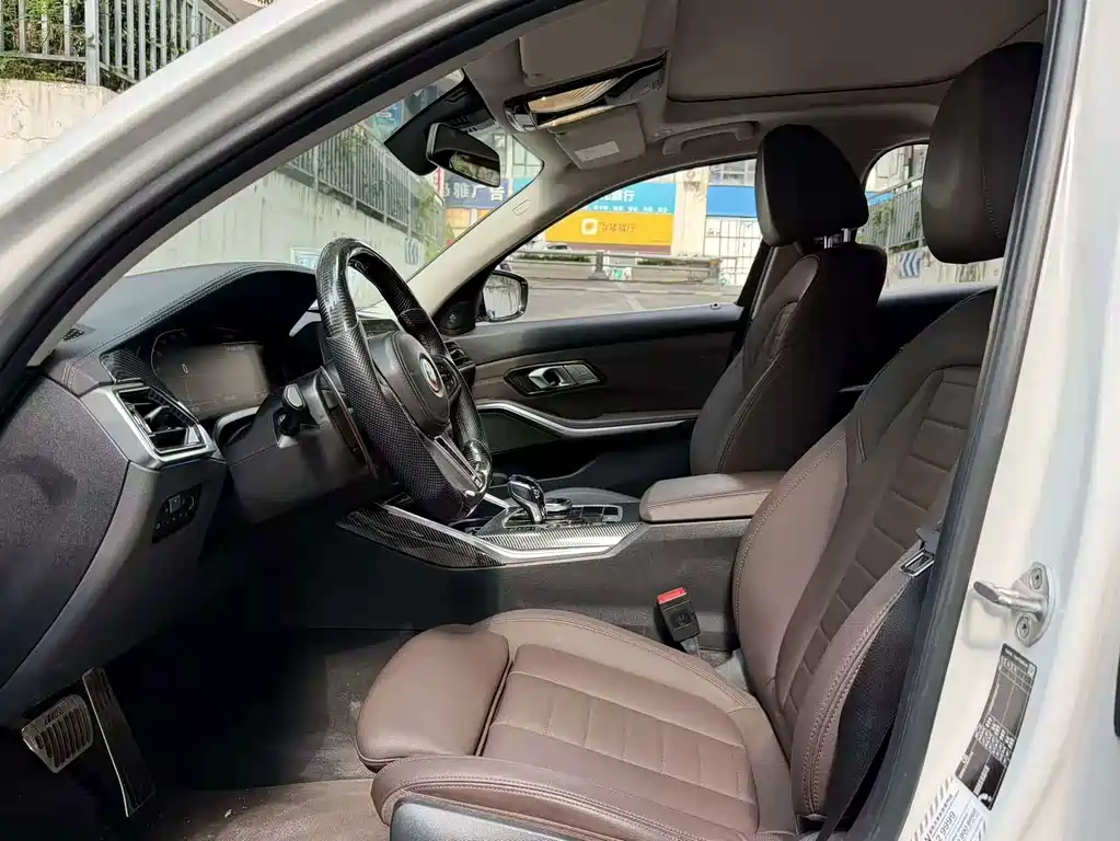 BMW 3 Series — миниатюра 9