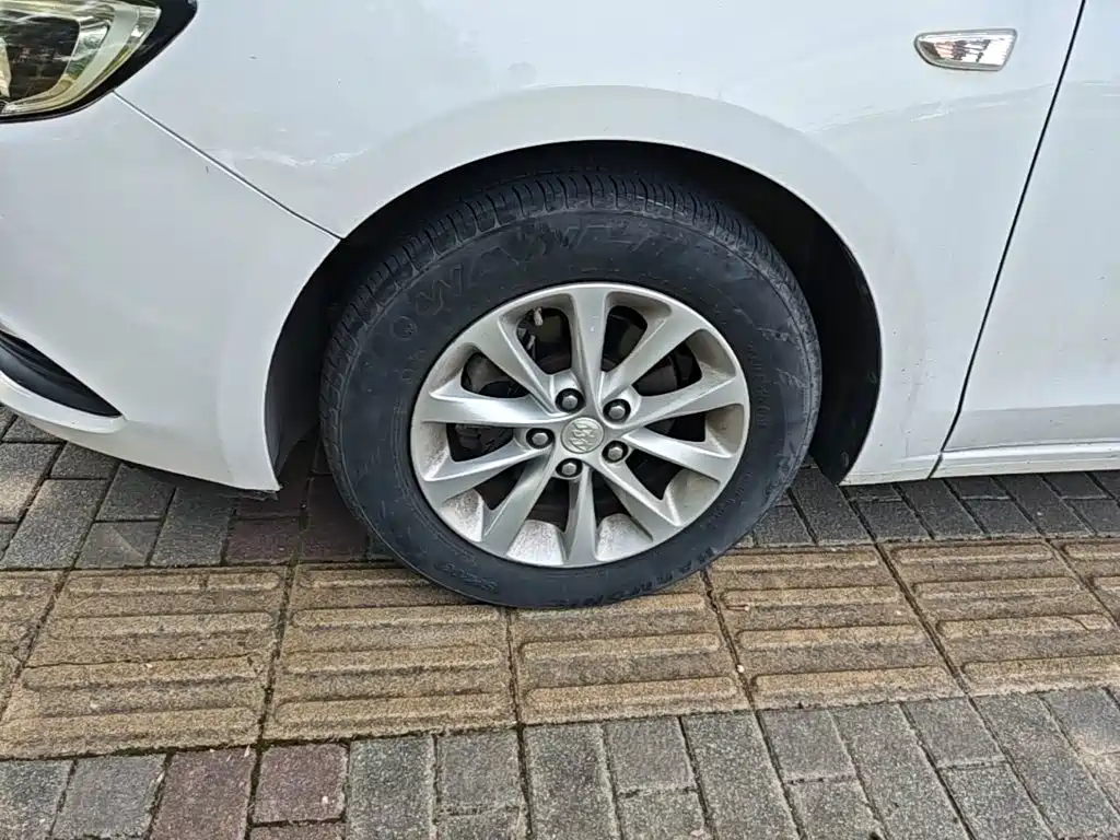 Buick Excelle — миниатюра 23