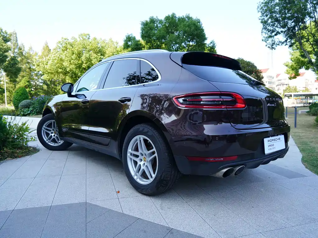 Porsche Macan — миниатюра 17