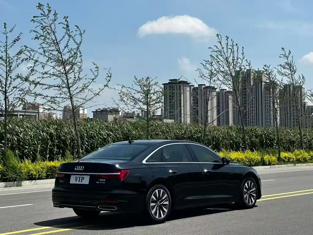 Audi A6L — миниатюра 7