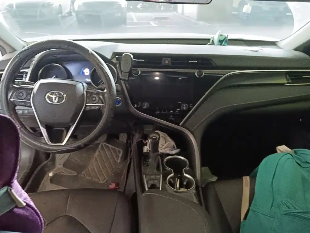 Toyota Camry — миниатюра 10