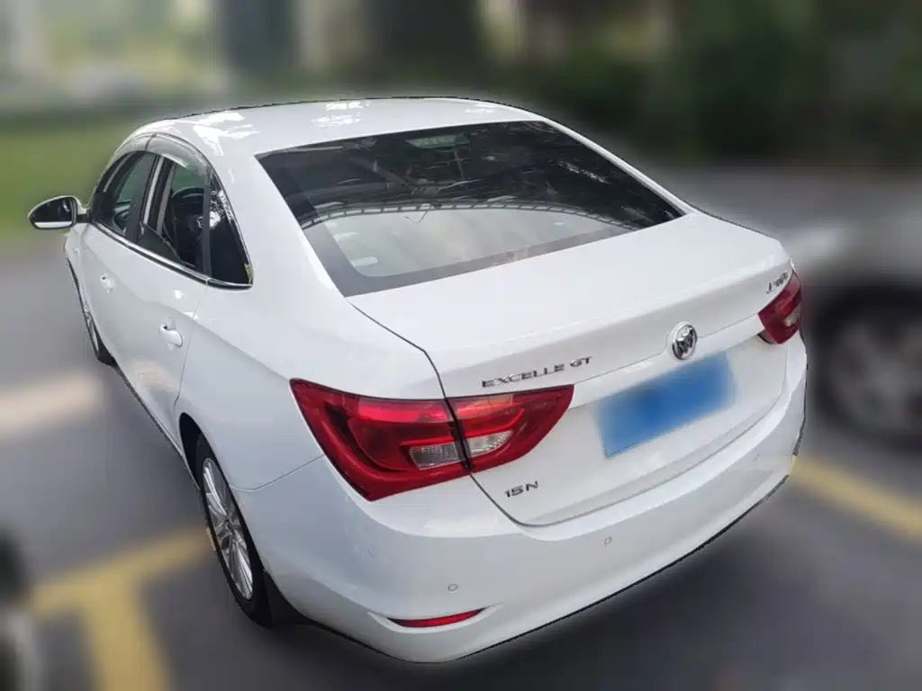 Buick Excelle — миниатюра 9