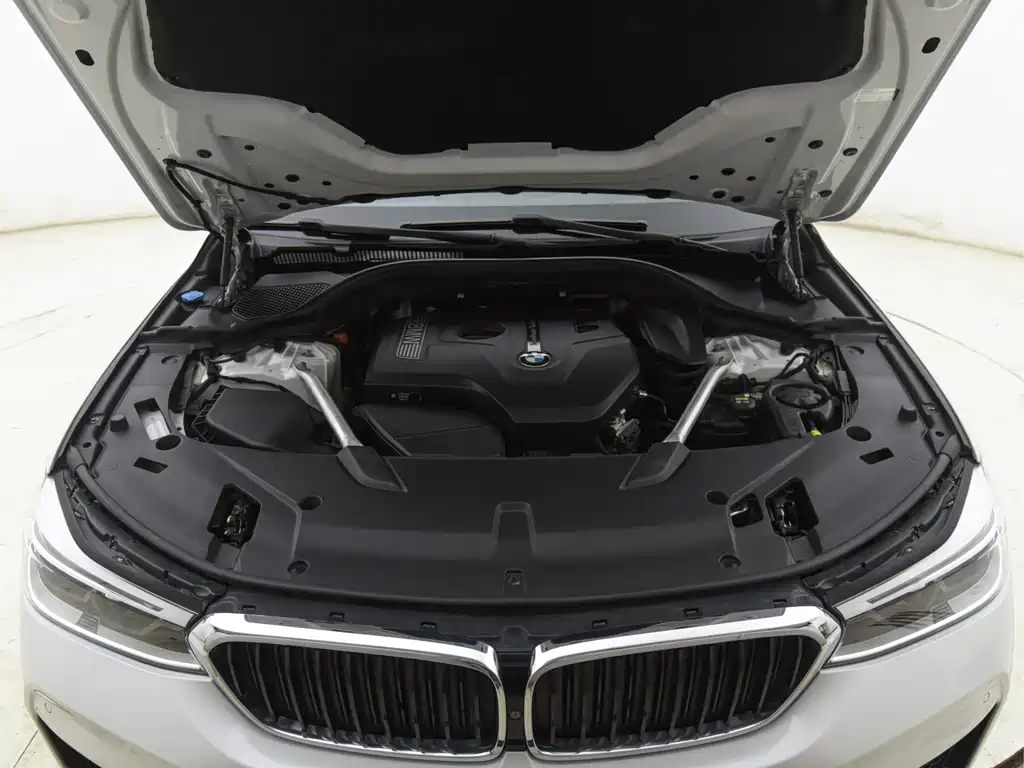 BMW 6 Series GT — миниатюра 14