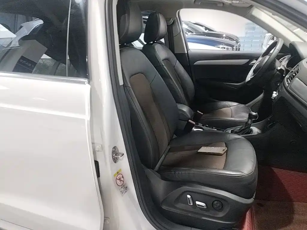 Audi Q3 — миниатюра 25