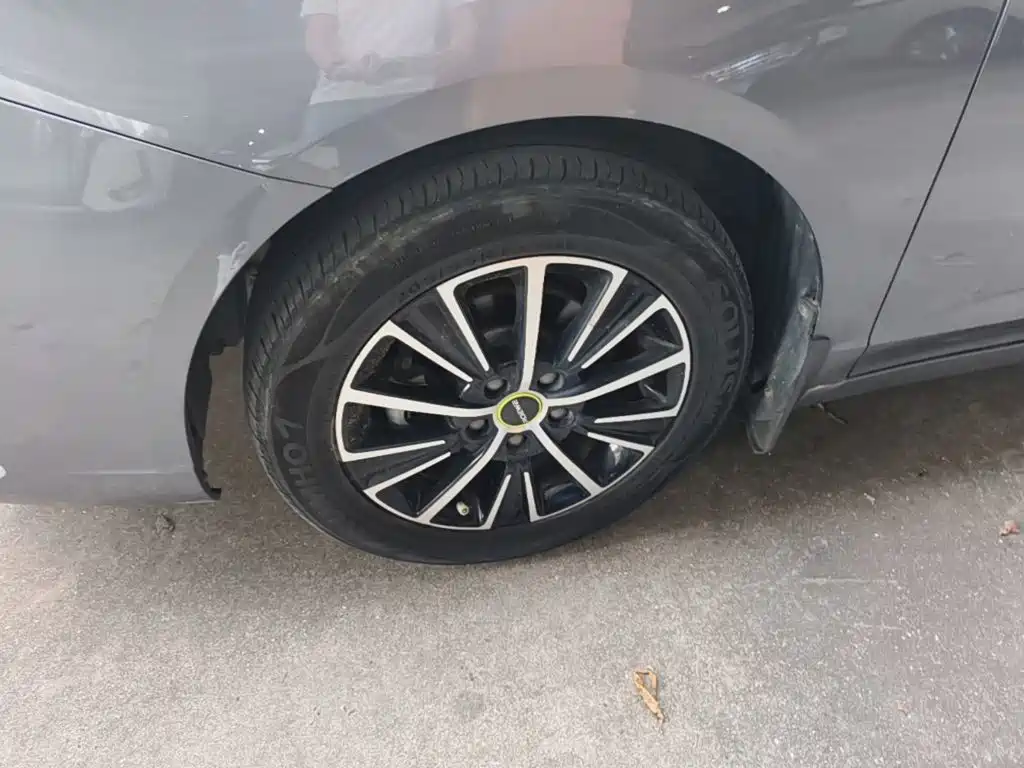 Roewe i5 — миниатюра 23