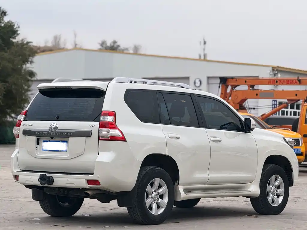 Toyota Prado — миниатюра 9