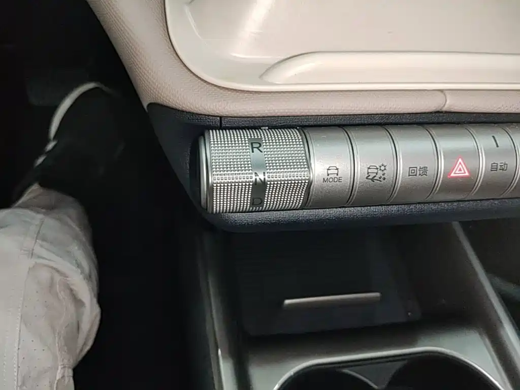 BYD Dolphin — миниатюра 14