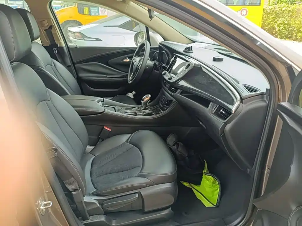 Buick Envision Plus — миниатюра 25