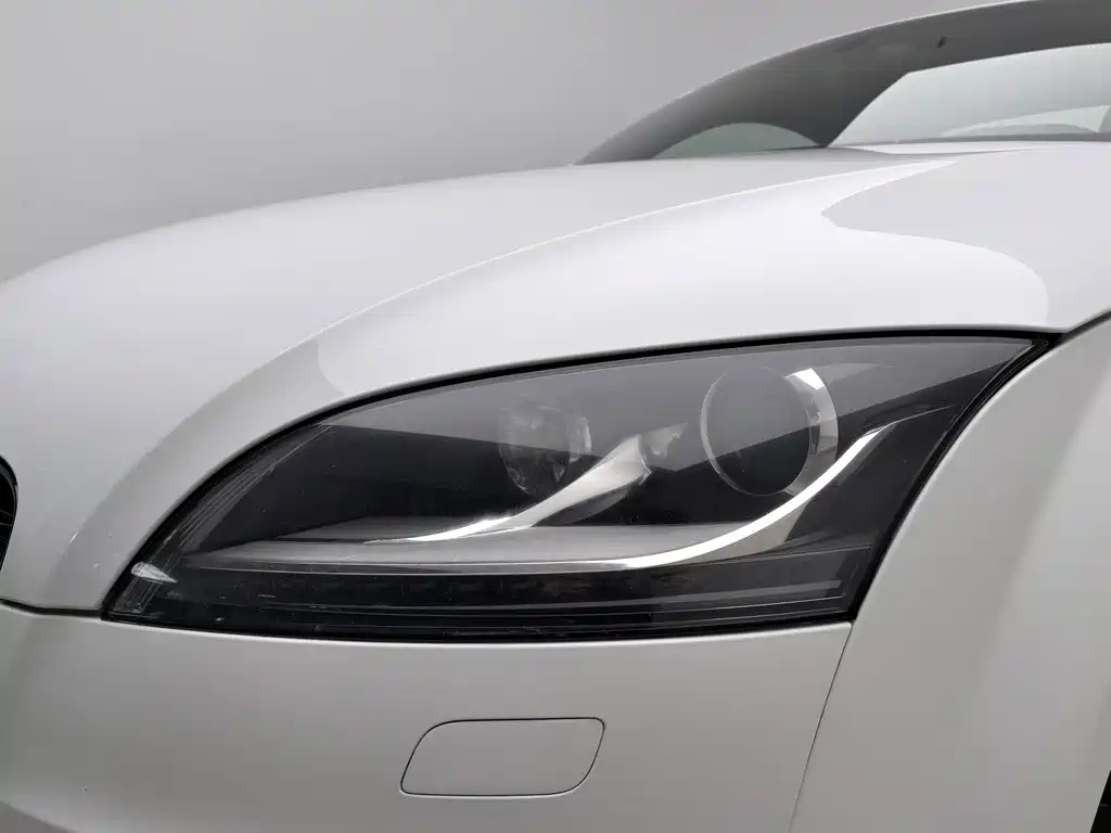 Audi TT — миниатюра 7