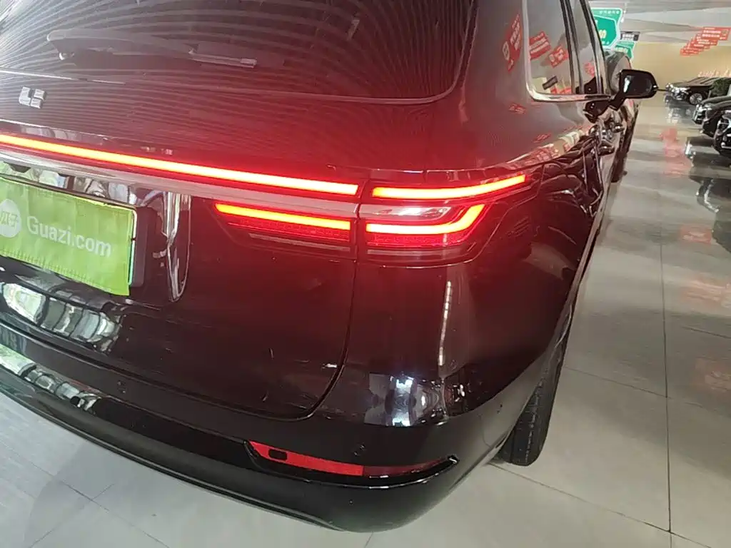 Li Auto Li ONE — миниатюра 8