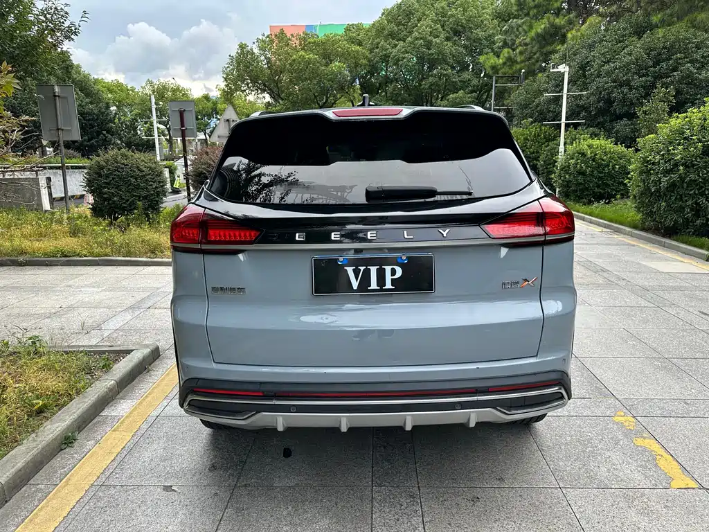 Geely Boyue — миниатюра 12