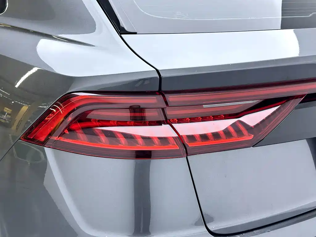 Audi Q8 — миниатюра 13