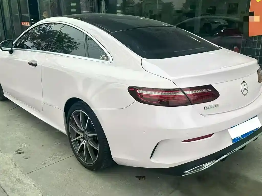 Mercedes-Benz E-Class (Import) — миниатюра 2