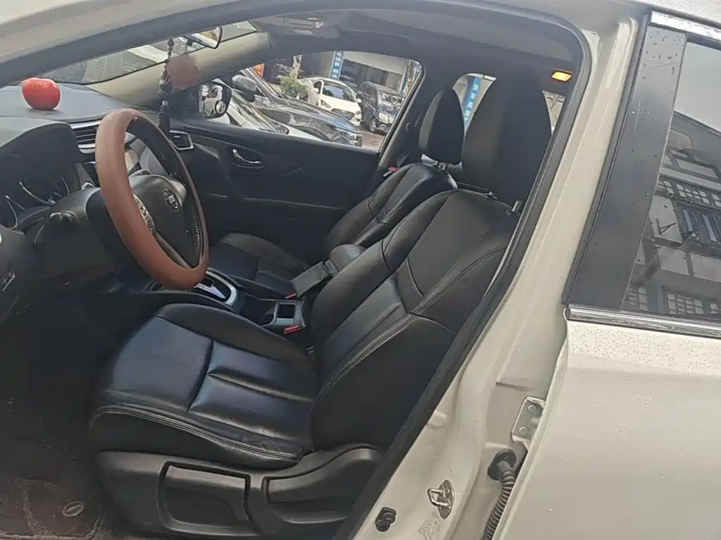 Nissan X-Trail — миниатюра 15