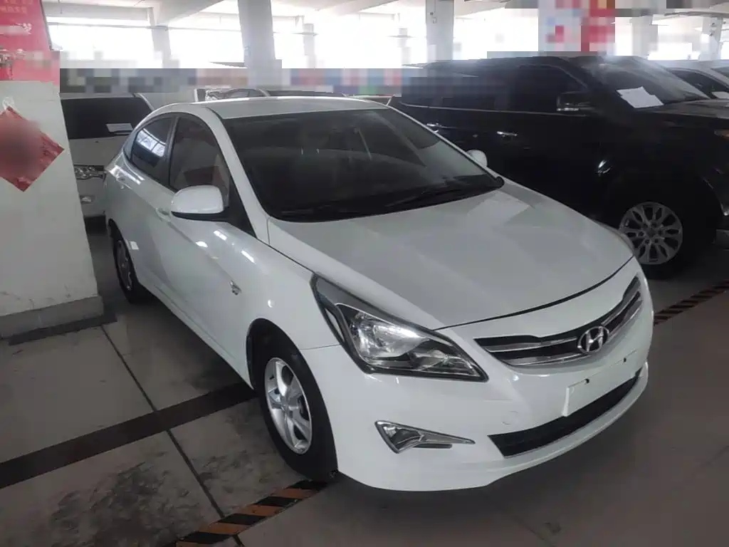Hyundai Verna — миниатюра 4
