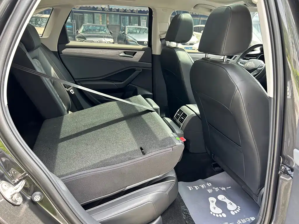 Volkswagen Sagitar — миниатюра 15