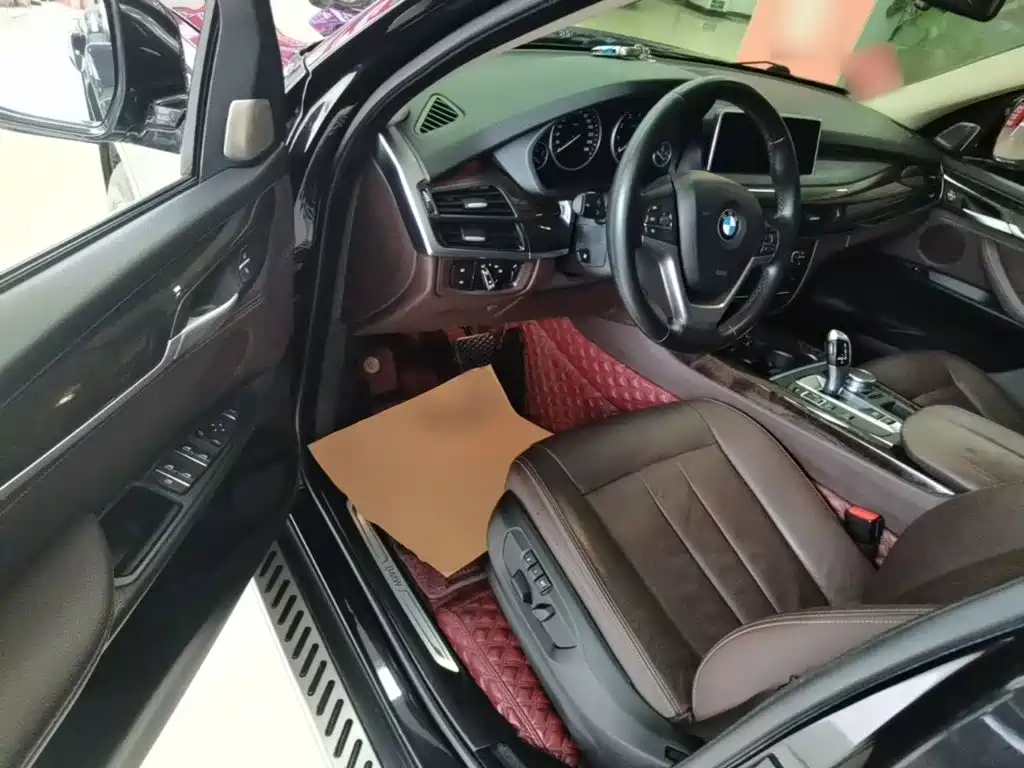 BMW X5 (Import) — миниатюра 16