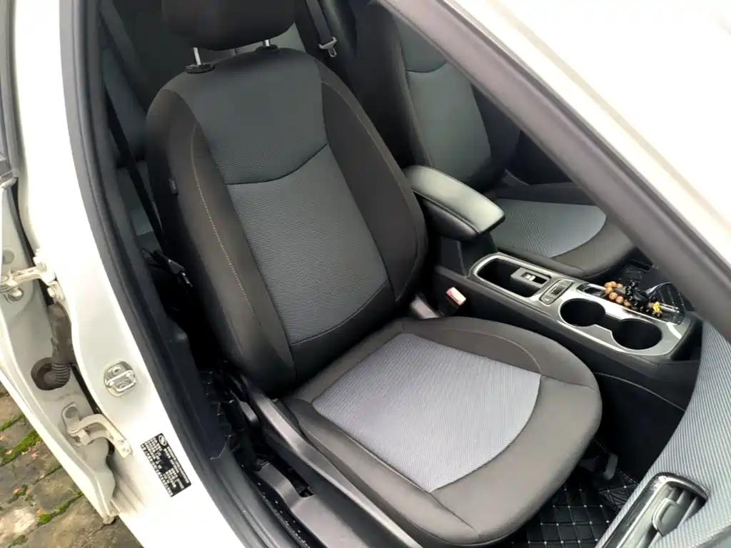 Chevrolet Cruze — миниатюра 25