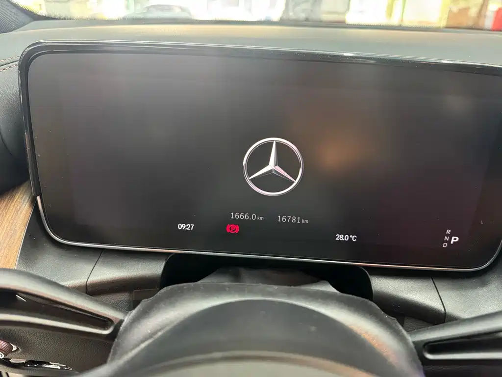Mercedes-Benz GLC 2024 GLC 300 L 4MATIC 5 мест