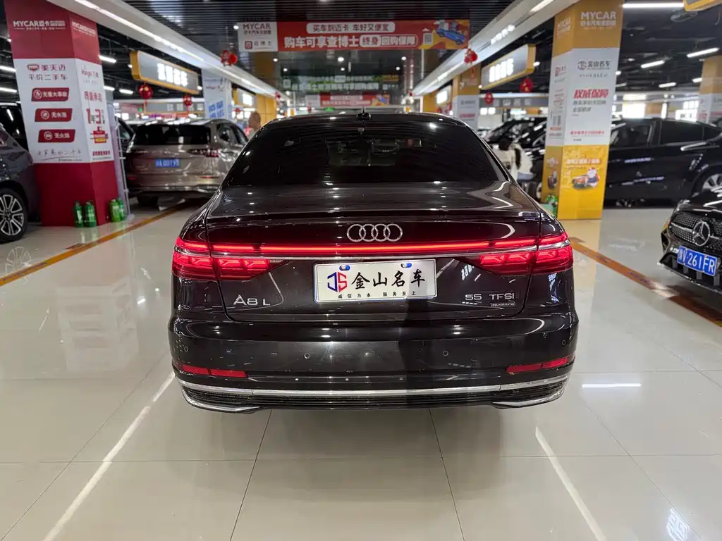 Audi A8 — миниатюра 11
