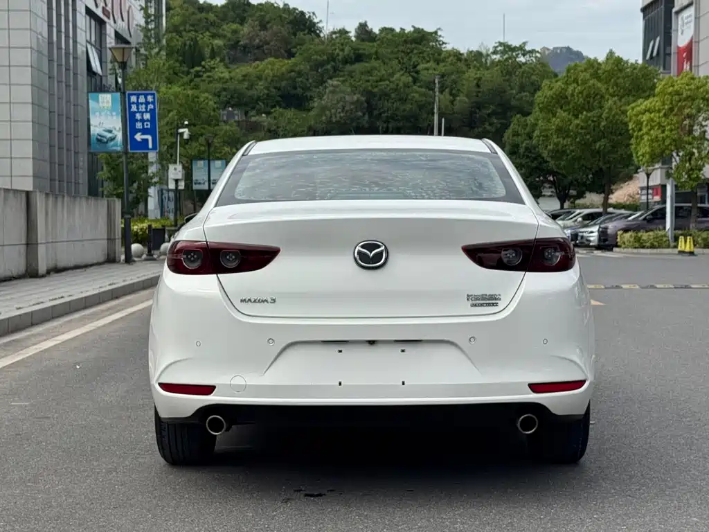 Mazda 3 Axela — миниатюра 5