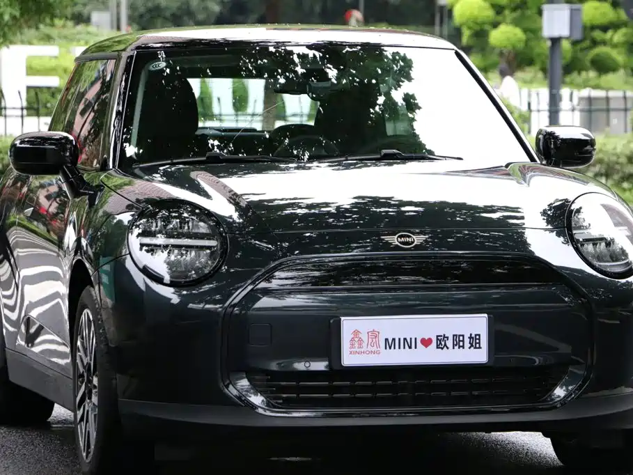 MINI MINI COOPER EV — миниатюра 3