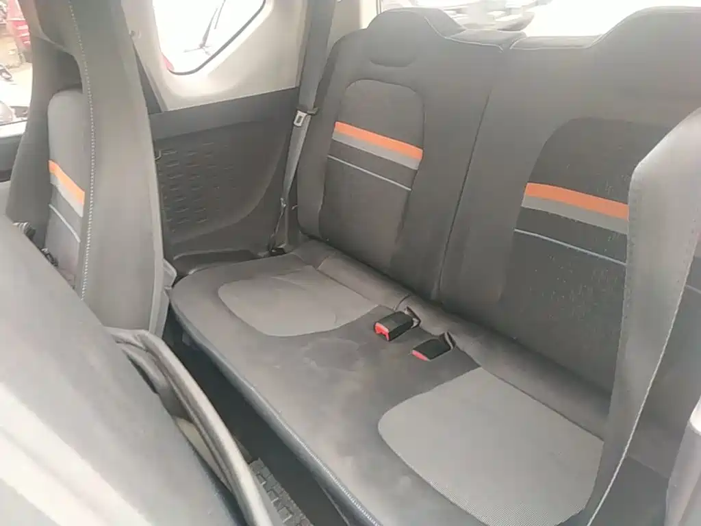 Wuling MINIEV — миниатюра 17