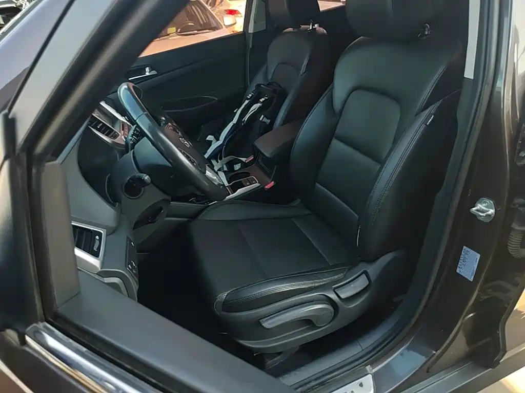 Hyundai Tucson — миниатюра 15