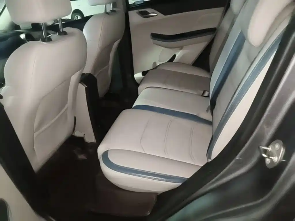 BYD Yuan Pro — миниатюра 17