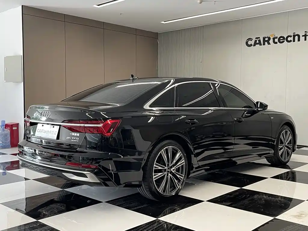 Audi A6L — миниатюра 5