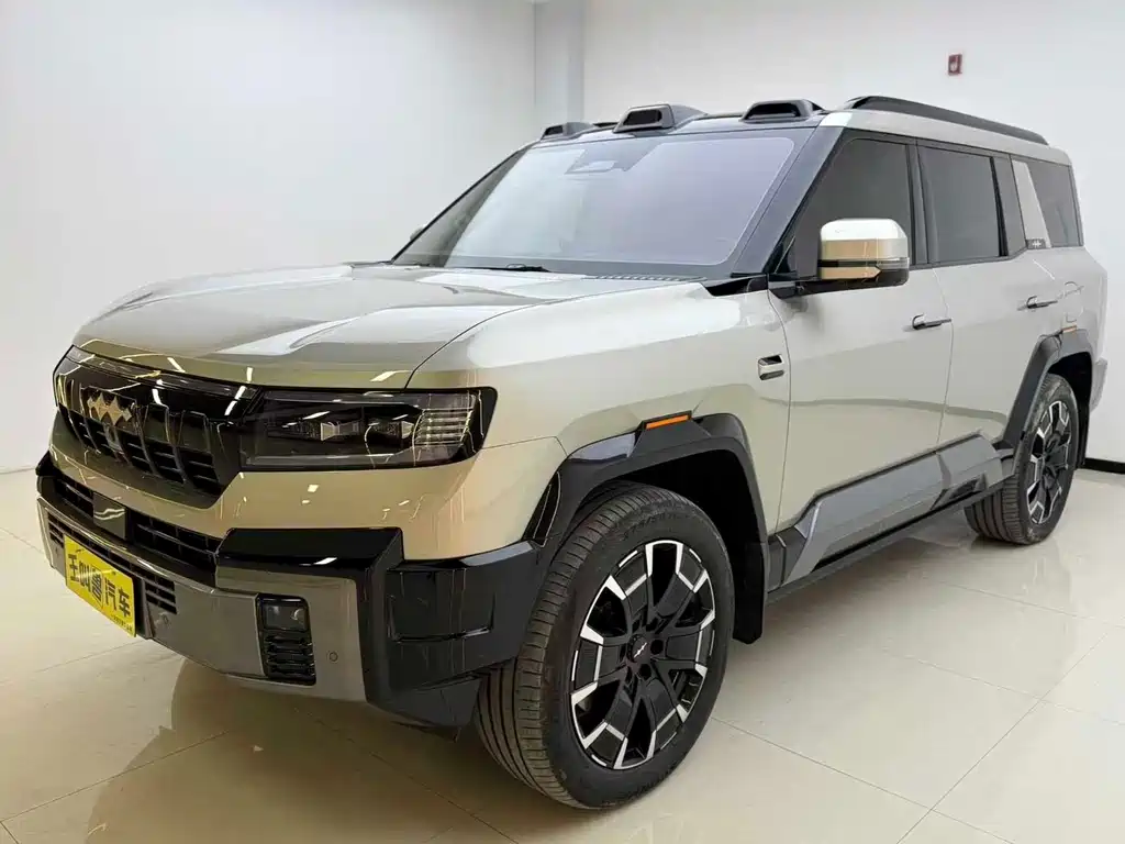 Fang Cheng Bao Leopard 8