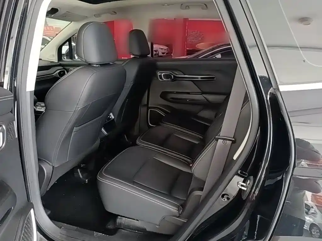 Geely Haoyue — миниатюра 17