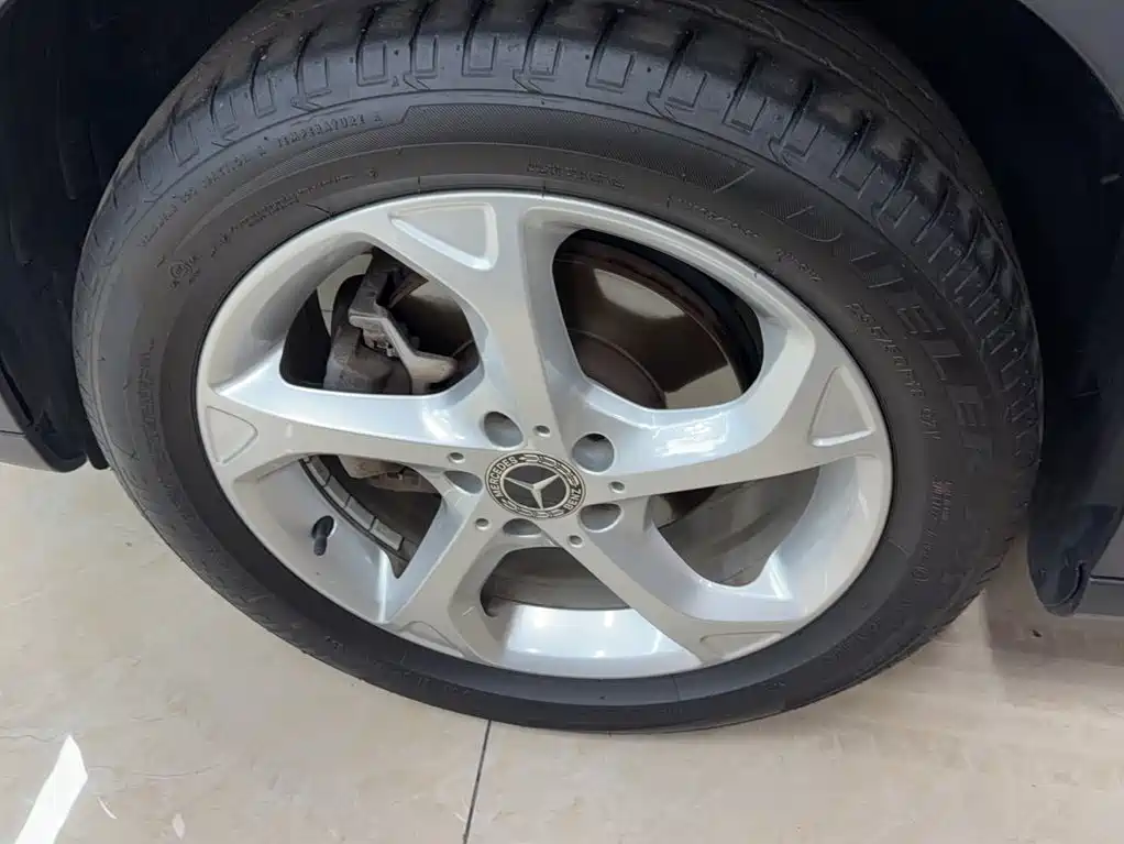 Mercedes-Benz GLA — миниатюра 7