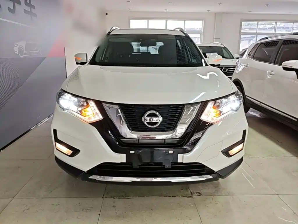 Nissan X-Trail — миниатюра 3