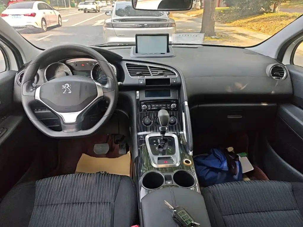 Peugeot 3008 — миниатюра 10