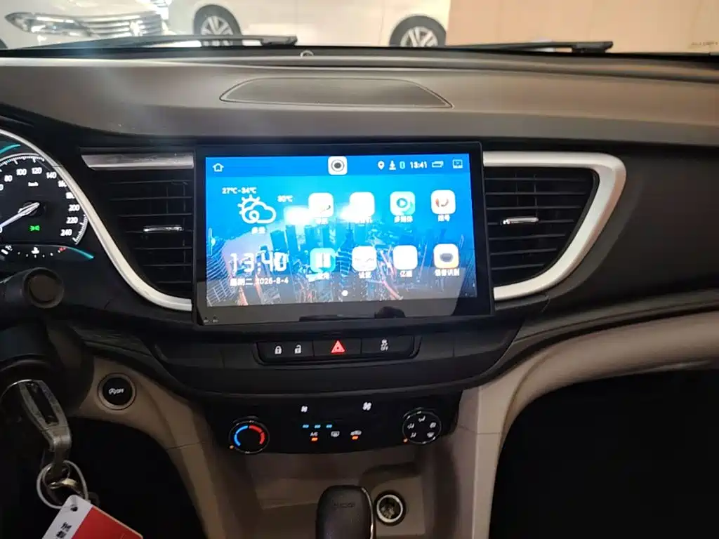 Buick Excelle — миниатюра 13