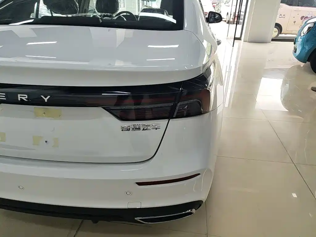 Chery Arrizo 5 PLUS — миниатюра 8