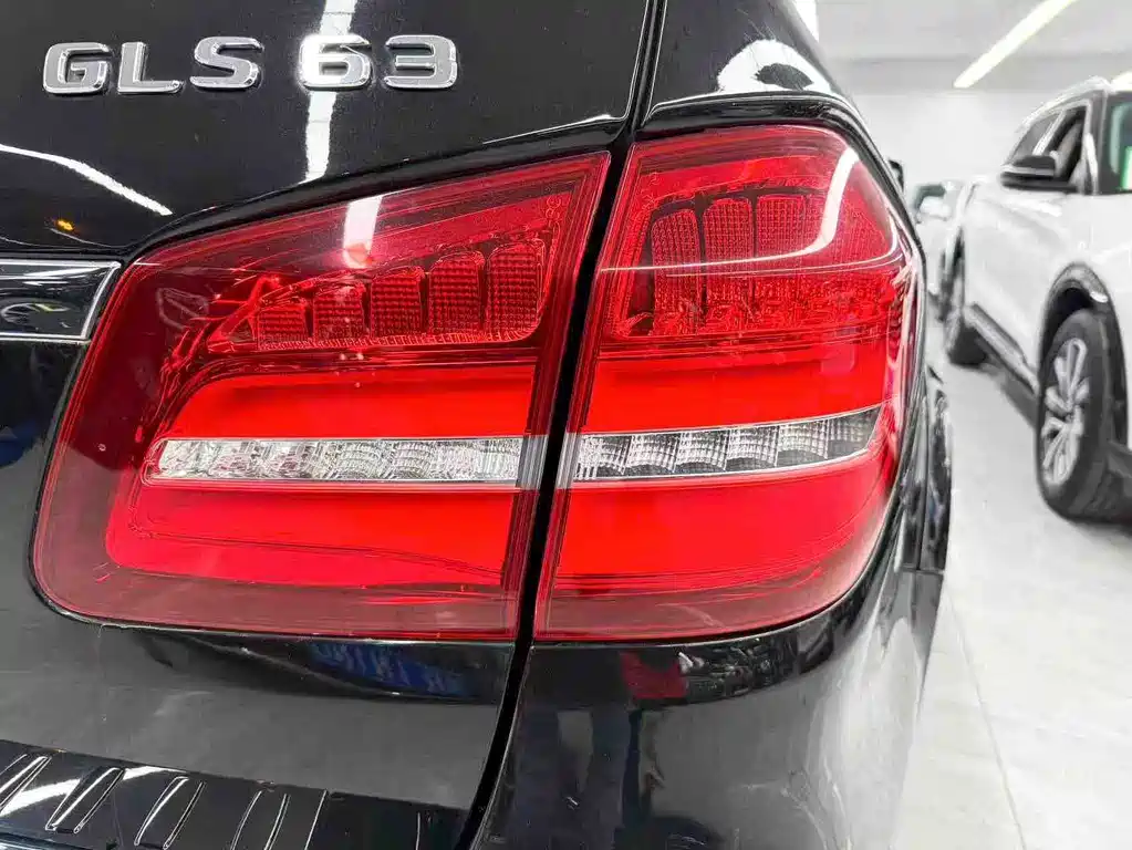 Mercedes-Benz GLS AMG — миниатюра 25