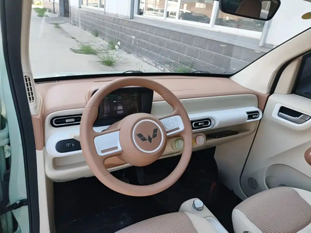 Wuling MINIEV — миниатюра 10