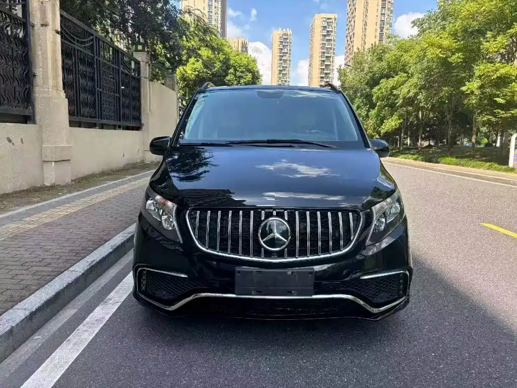 Mercedes-Benz Vito — миниатюра 2