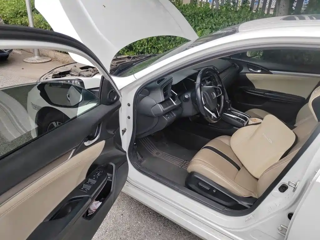 Honda Civic — миниатюра 14