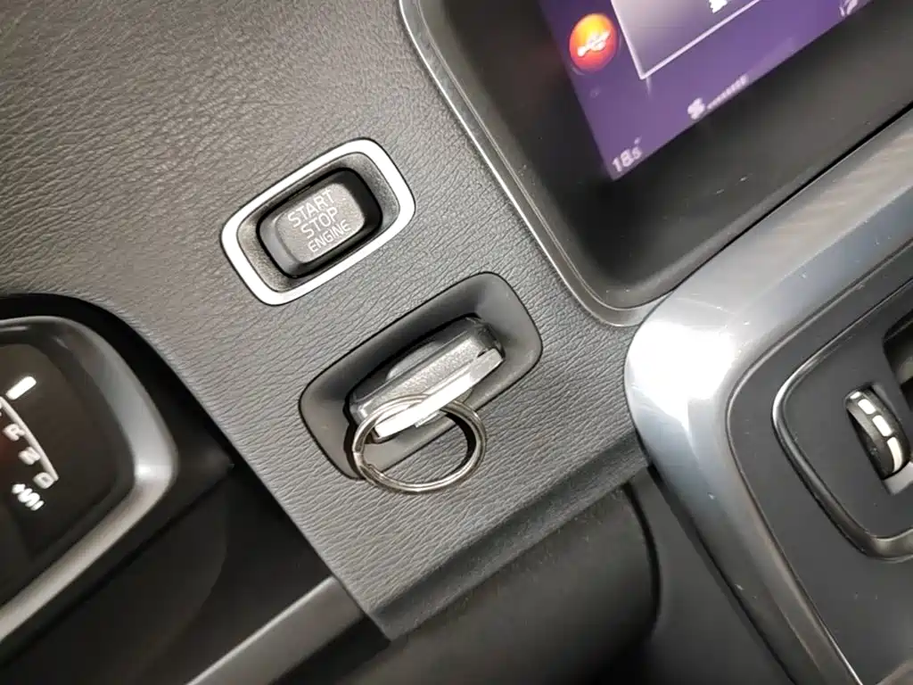 Volvo S60 — миниатюра 9