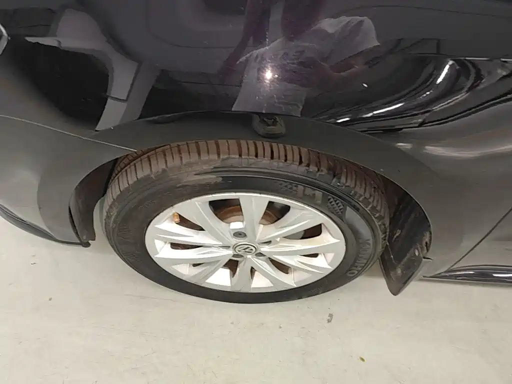 Volkswagen Lavida — миниатюра 23