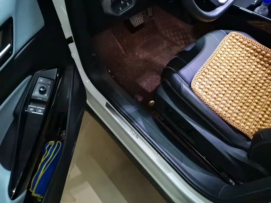 Volkswagen ID.4 X — миниатюра 14